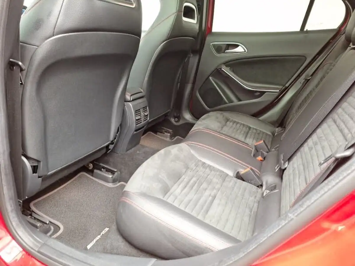2019-mercedes-benz-gla-class-16-gla-200-amg-line-premium-plusss-7g-dct-big-5