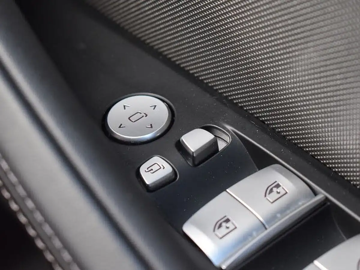 2021-bmw-8-series-30-840i-m-sport-gran-coupe-4d-big-27