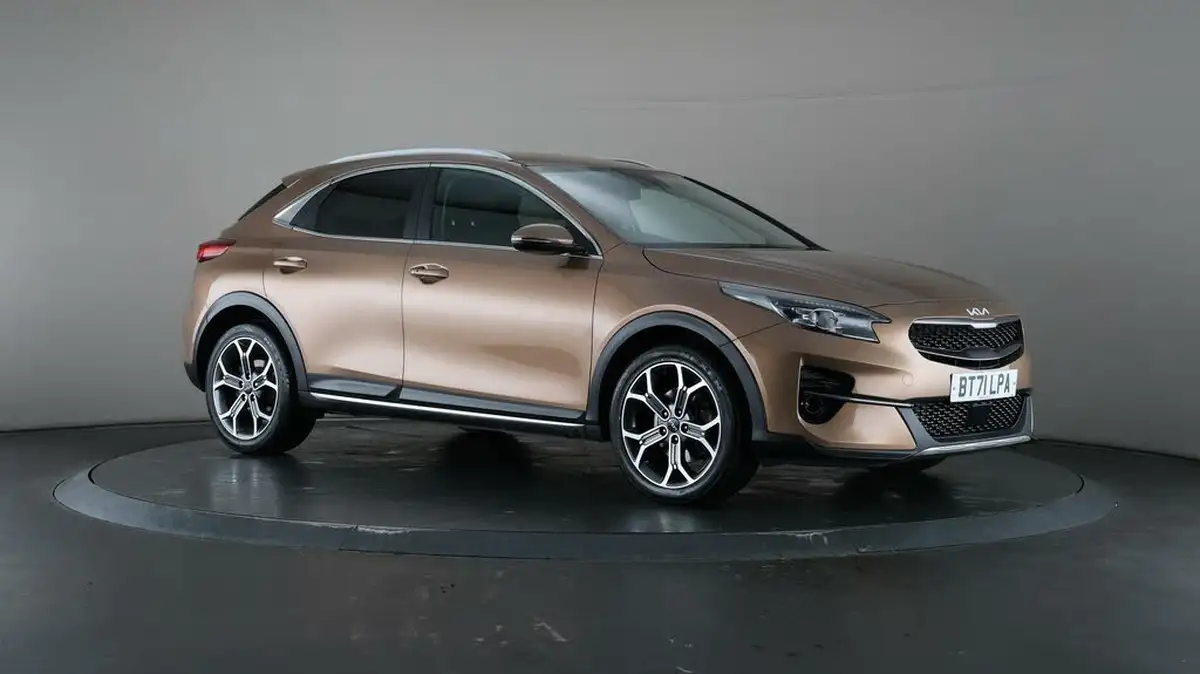 2022-kia-xceed-15-t-gdi-3-big-46