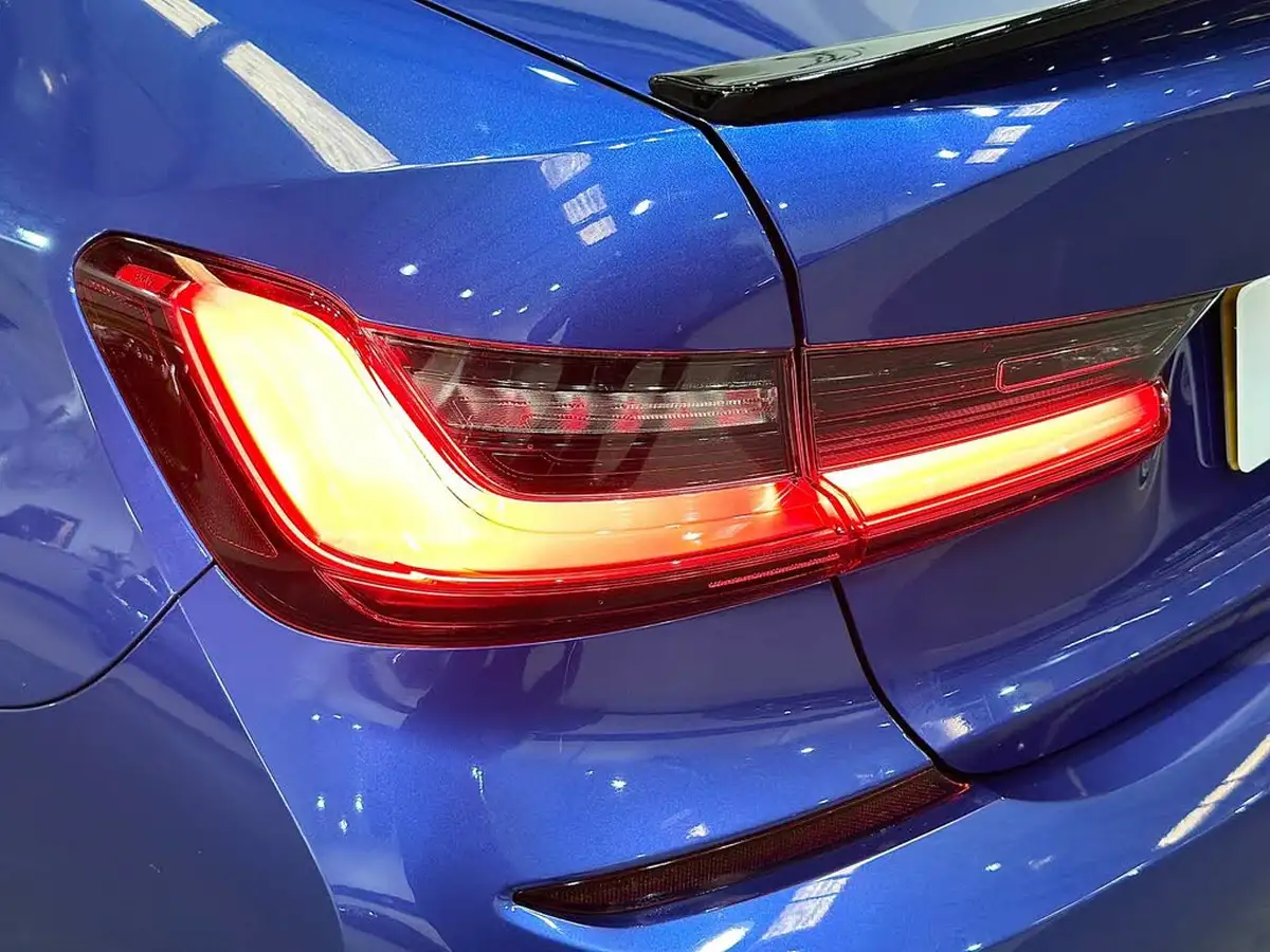 2020-bmw-3-series-20-330e-m-sport-tech-pack-saloon-4d-big-63