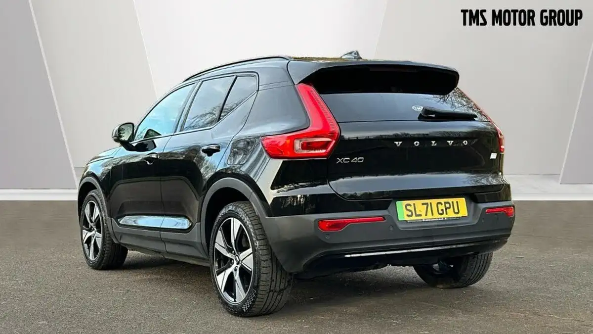 2021-volvo-xc40-e-twin-recharge-plus-big-1