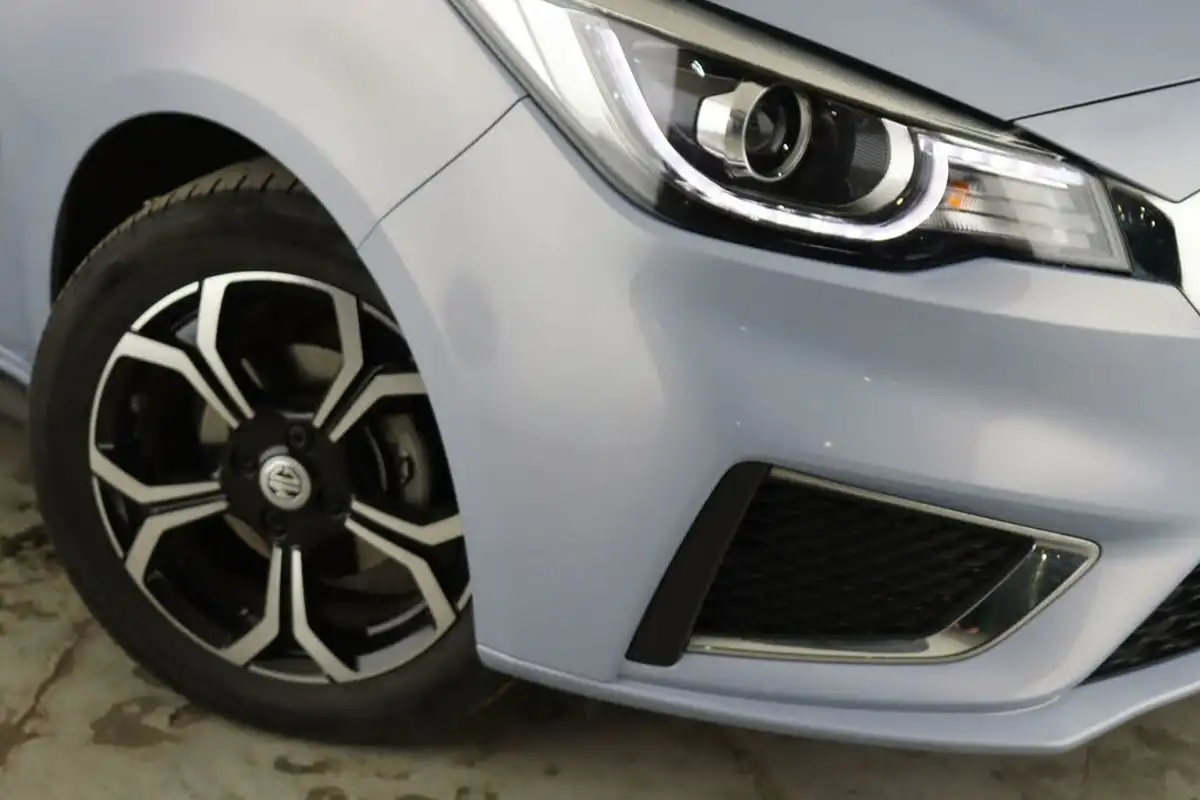 2023-mg-mg3-15-vti-tech-exclusive-nav-big-9