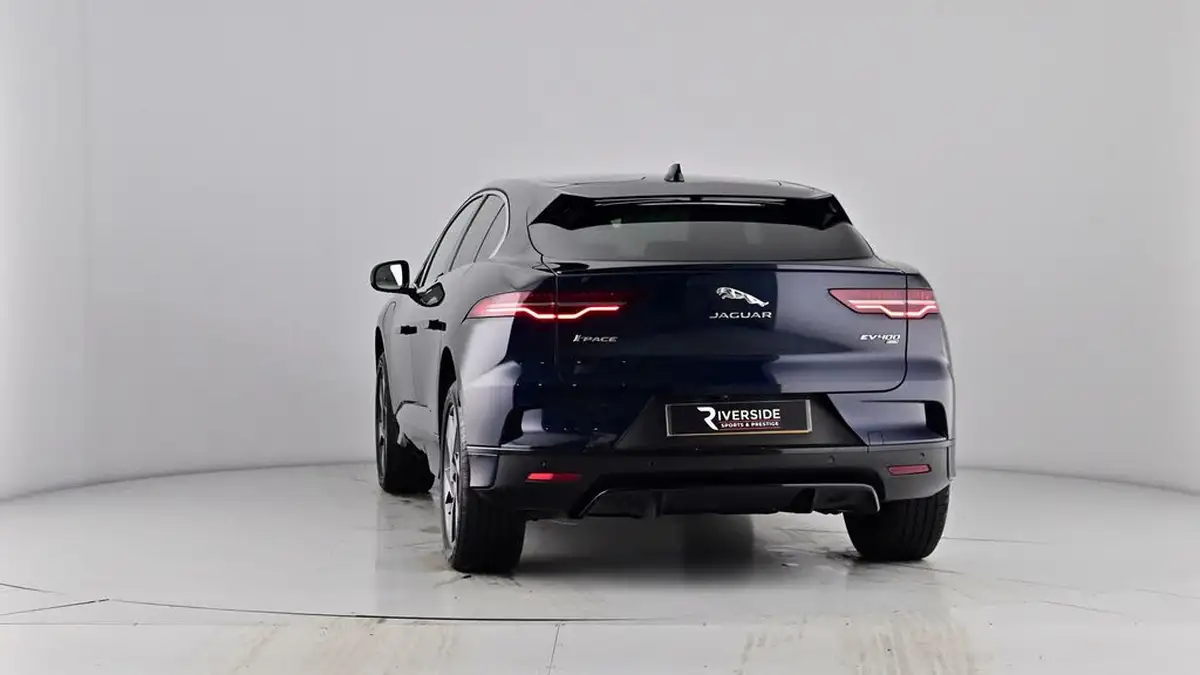 2022-jaguar-i-pace-ev400-se-big-71