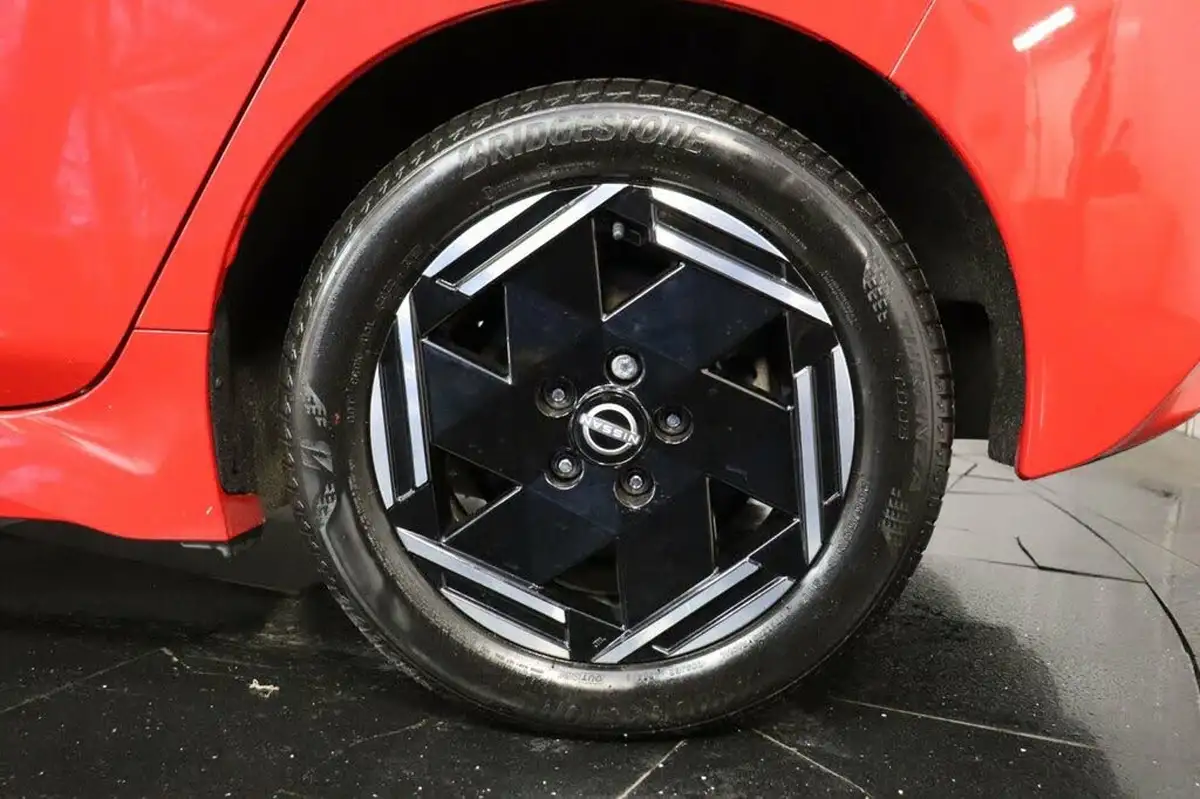 2022-nissan-leaf-e-acenta-39kwh-big-35
