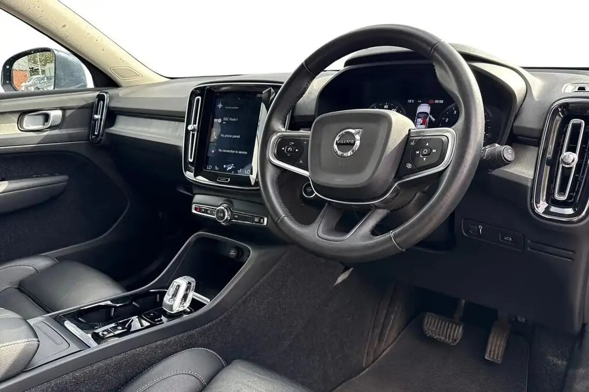 2020-volvo-xc40-20-t4-inscription-pro-big-12
