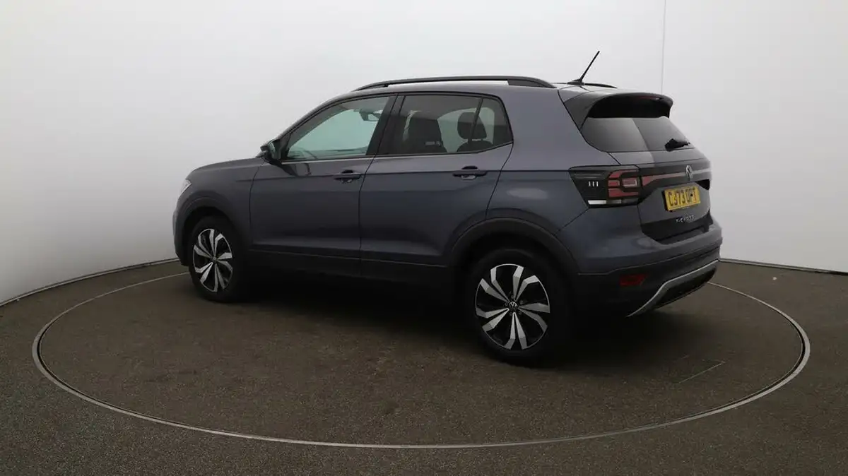 2023-volkswagen-t-cross-10-tsi-black-edition-110ps-dsg-big-28