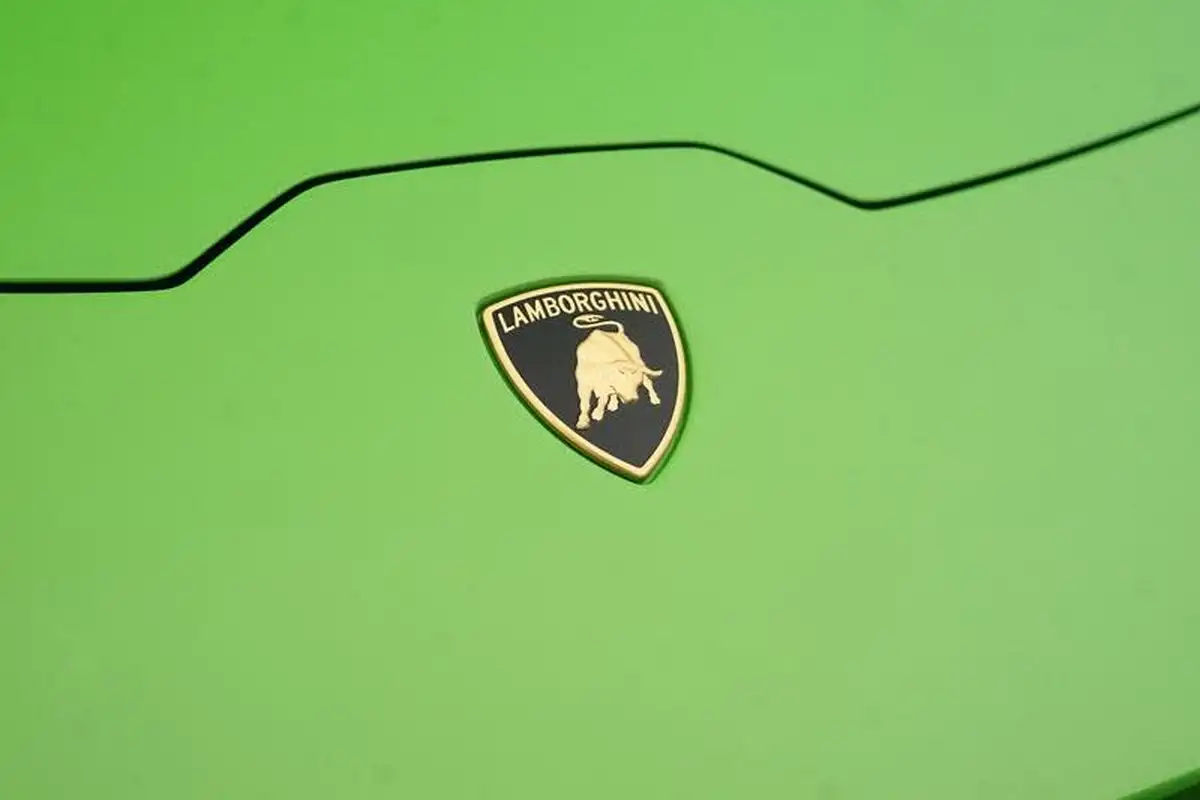 2022-lamborghini-huracan-52-evo-big-15
