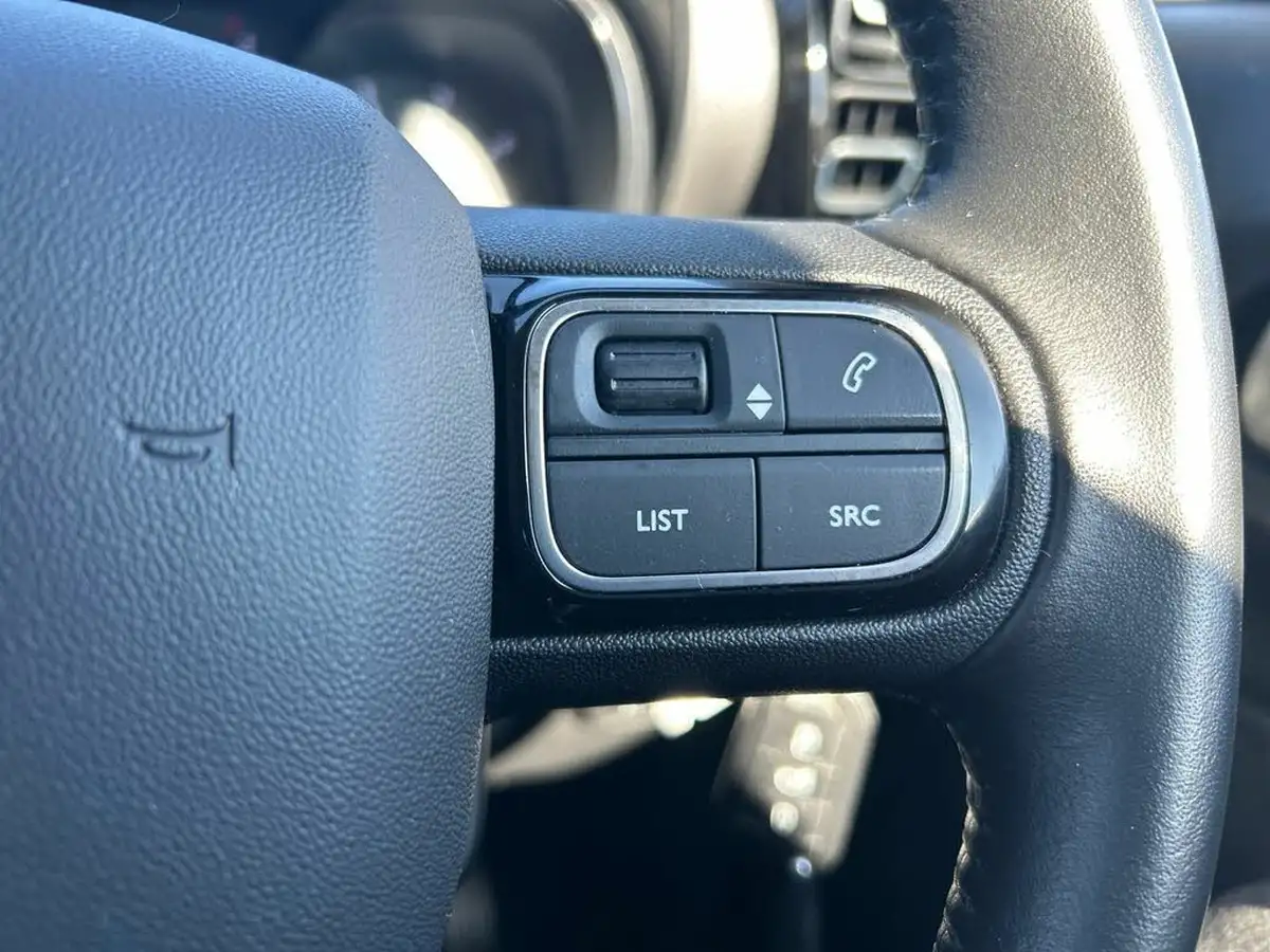 2022-citroen-c3-aircross-12-puretech-c-series-big-37