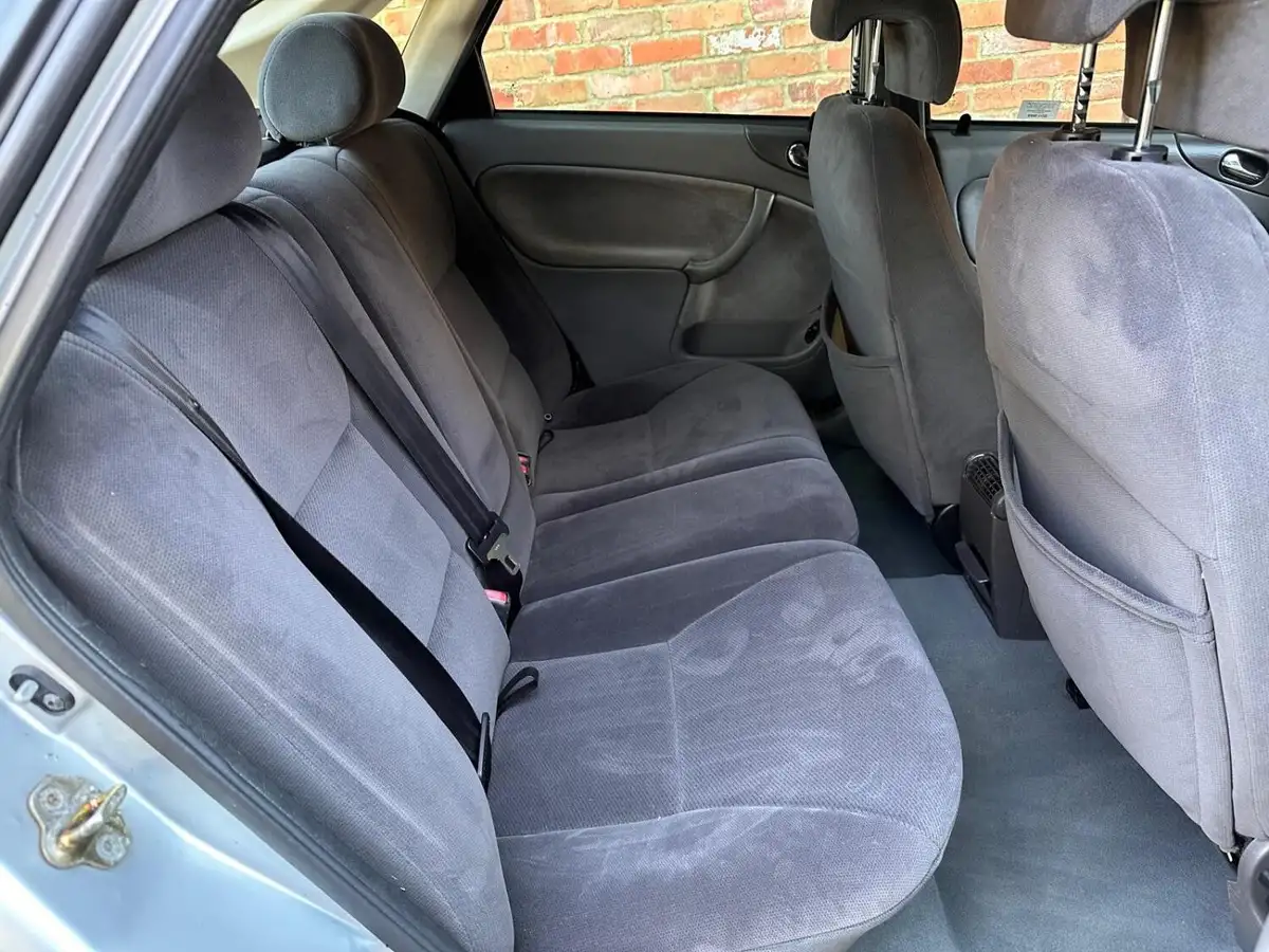 2001-saab-9-3-20-se-hatchback-5d-auto-big-14