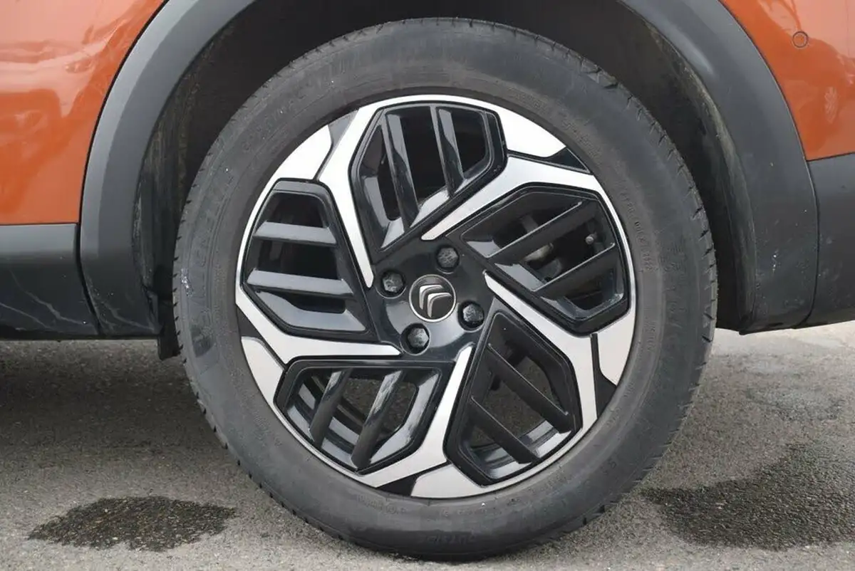 2021-citroen-c4-12-puretech-shine-130ps-big-9