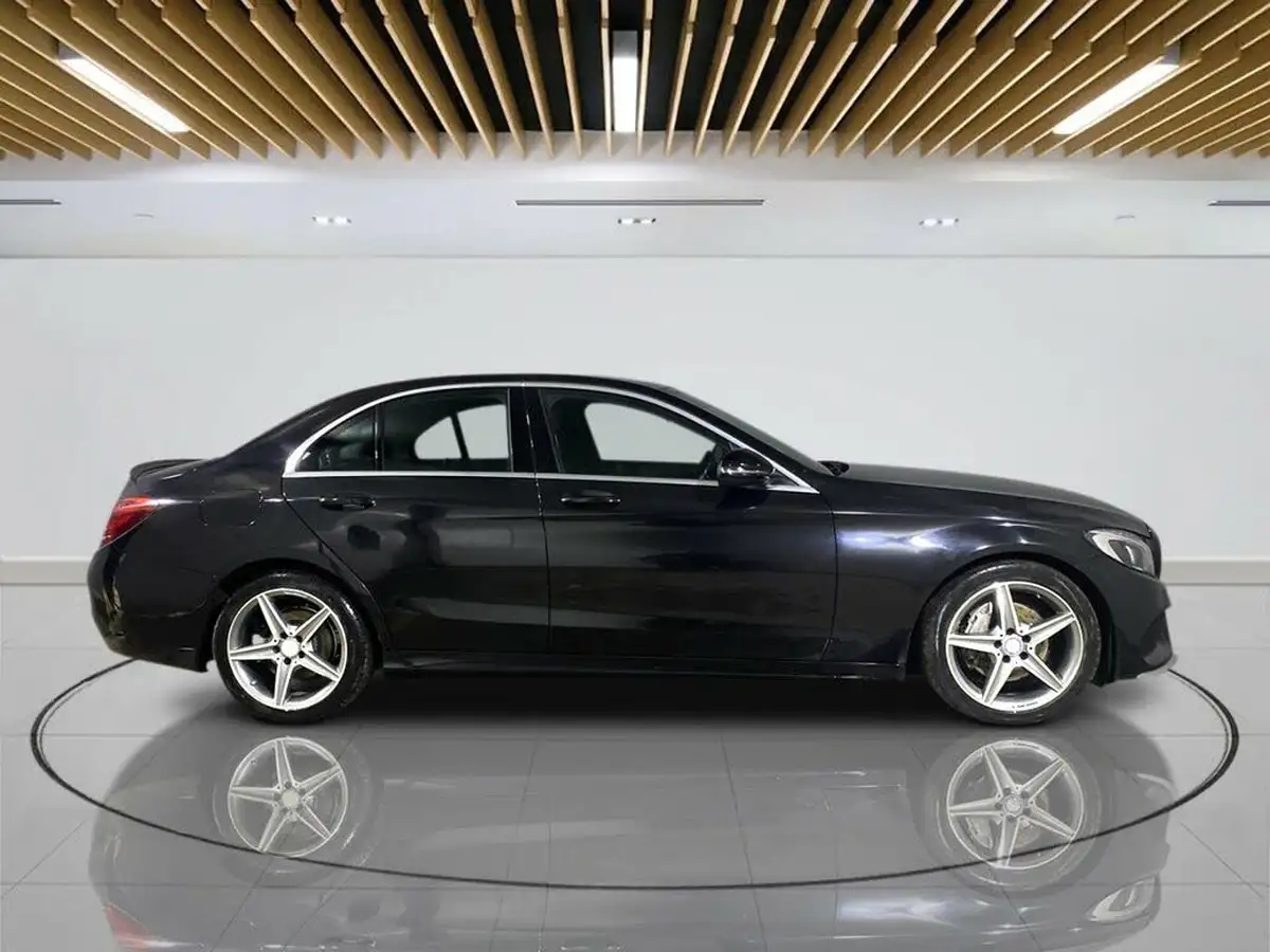 2017-mercedes-benz-c-class-21d-c220d-amg-line-ss-saloon-4d-9g-tronic-plus-big-7