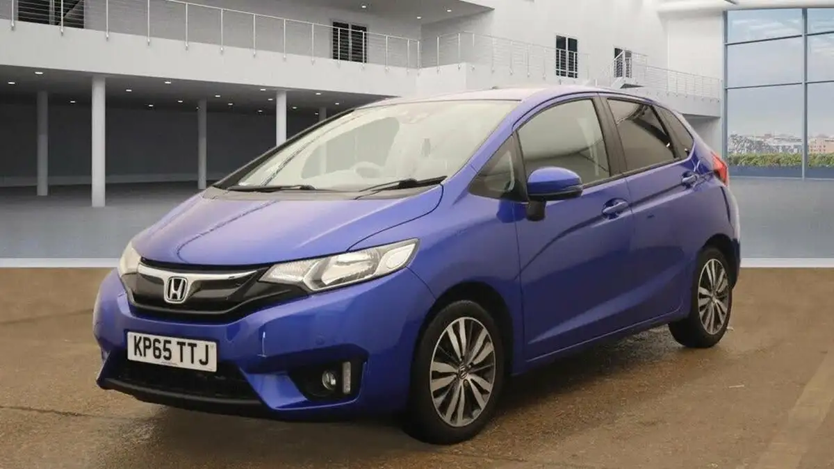 2015-honda-jazz-13-i-vtec-ex-navi-cvt-big-3