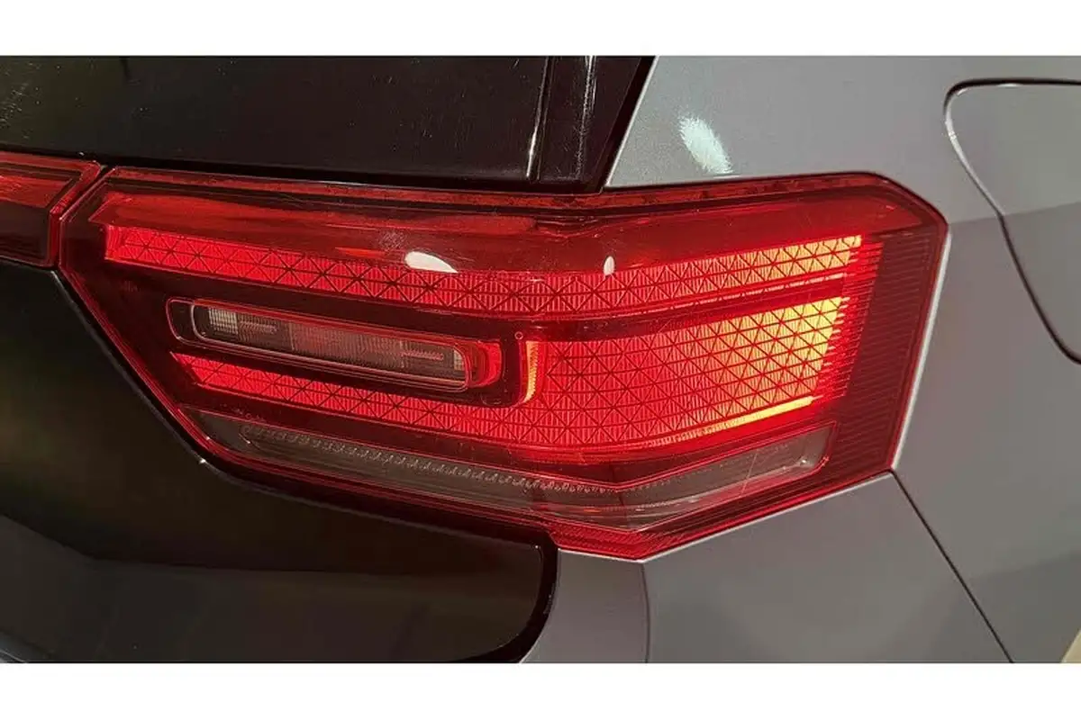 2022-volkswagen-id3-e-family-145ps-big-12