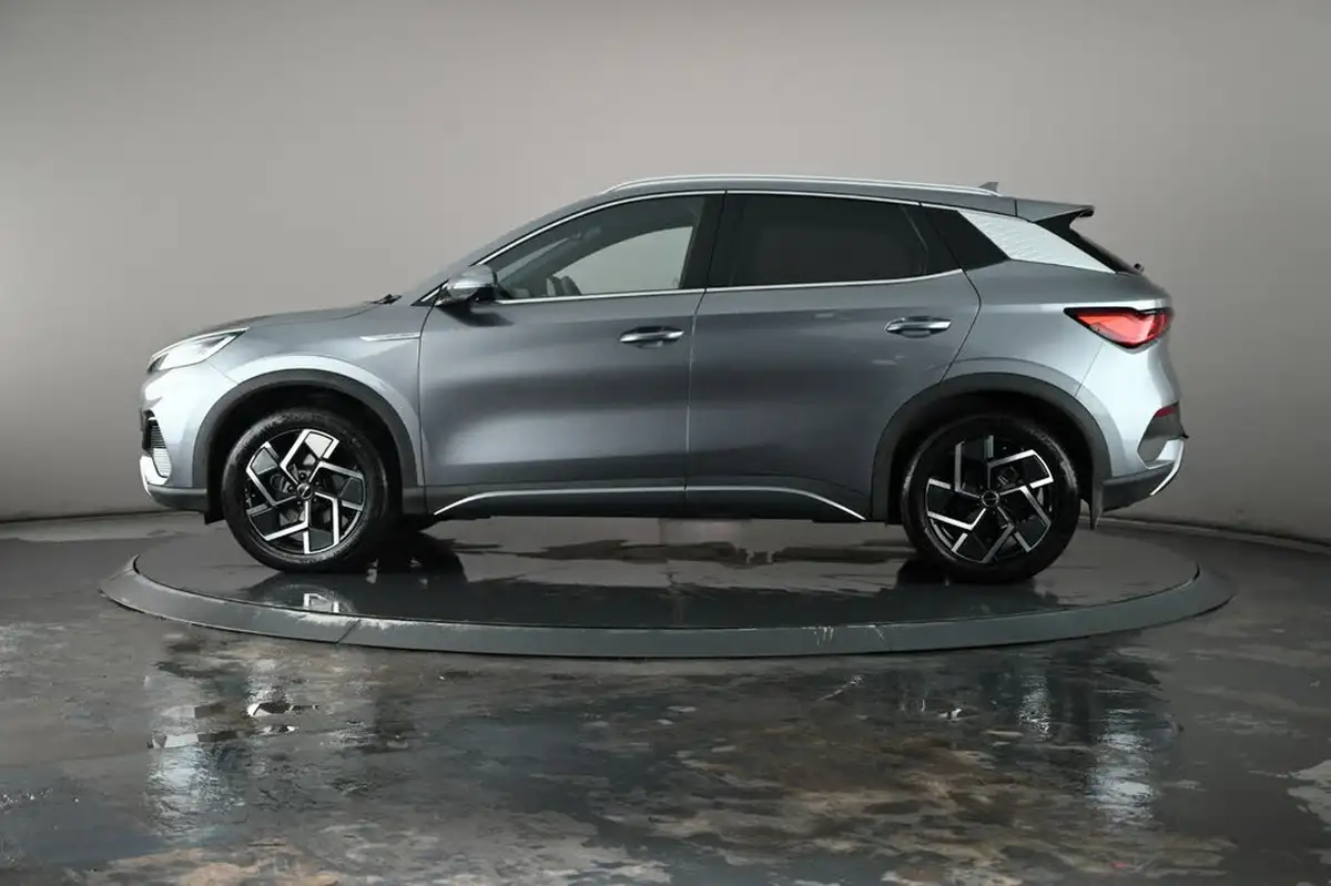 2023-byd-atto-3-e-active-big-14