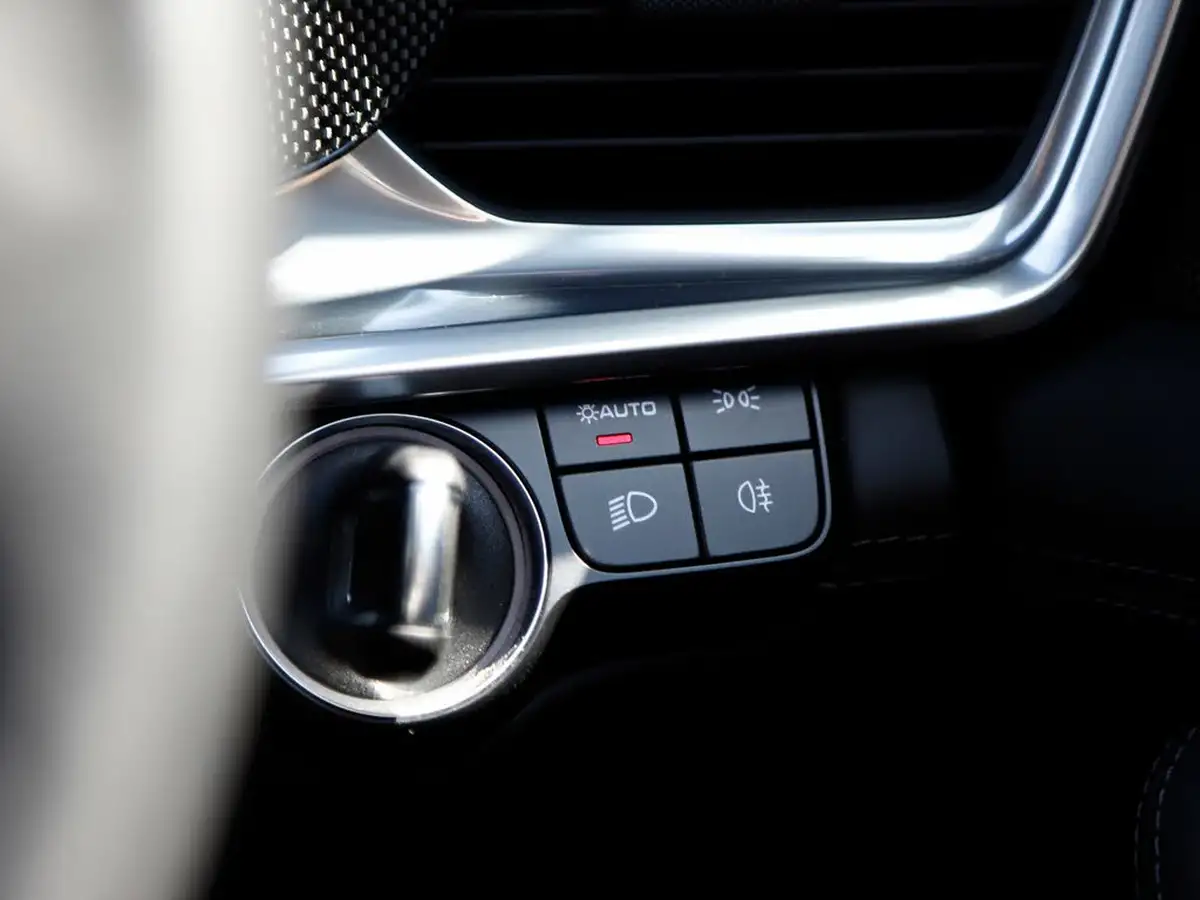 2023-porsche-panamera-30-4-e-hybrid-platinum-edition-hatchback-big-30