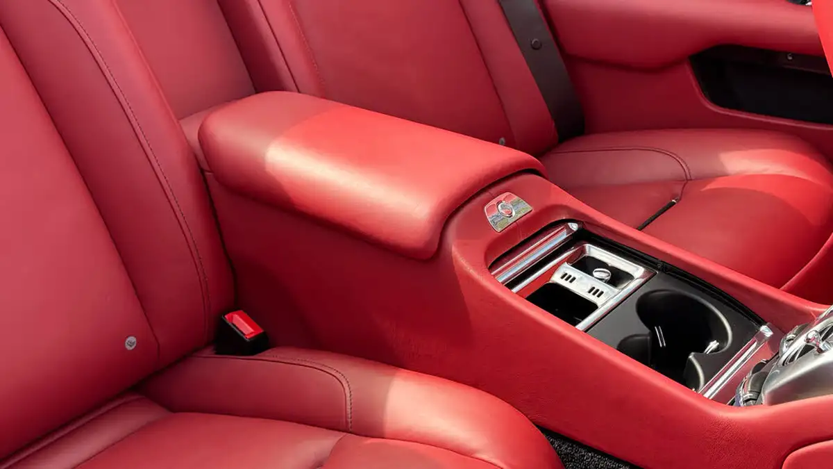 2016-rolls-royce-dawn-66-big-14