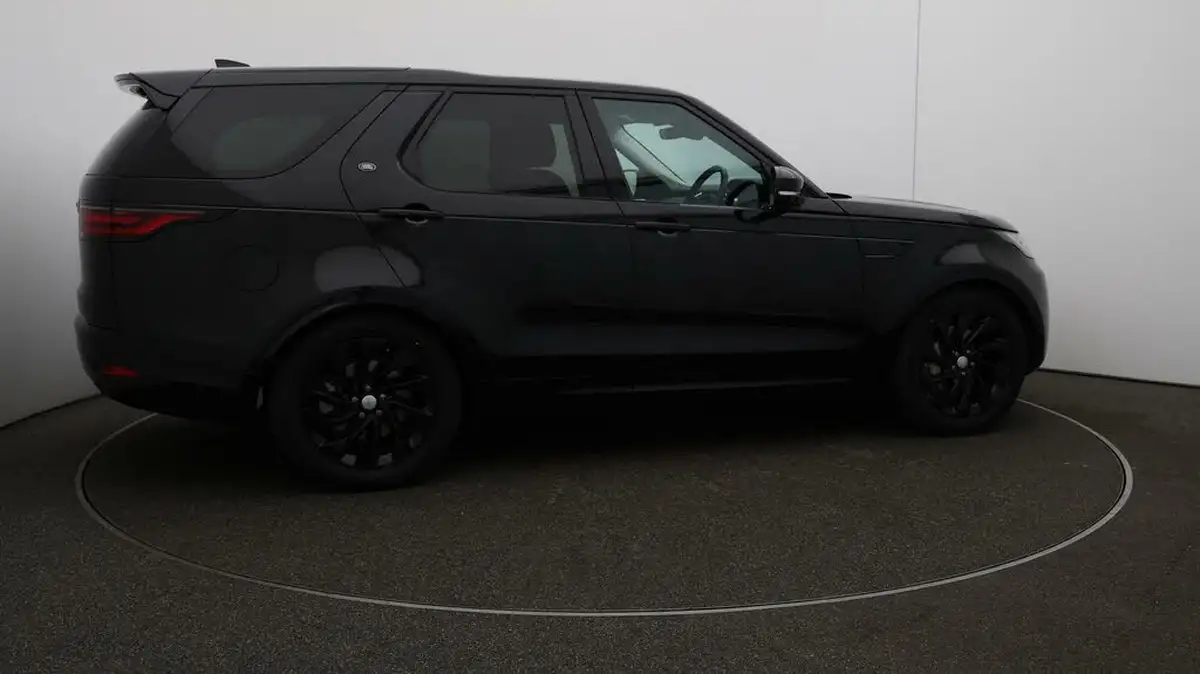 2022-land-rover-discovery-30-d250-s-big-45