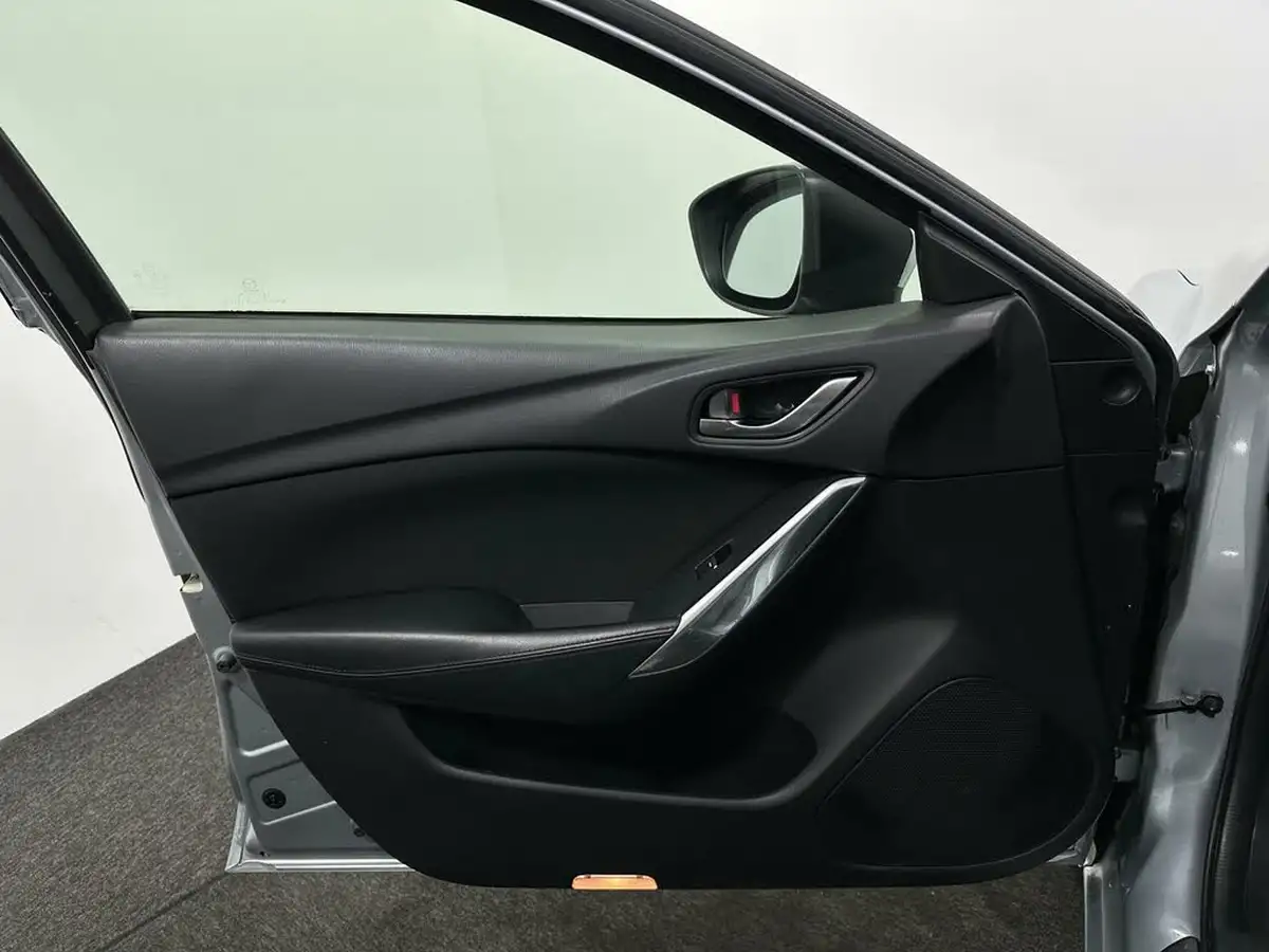 2015-mazda-mazda6-22td-se-l-nav-big-33