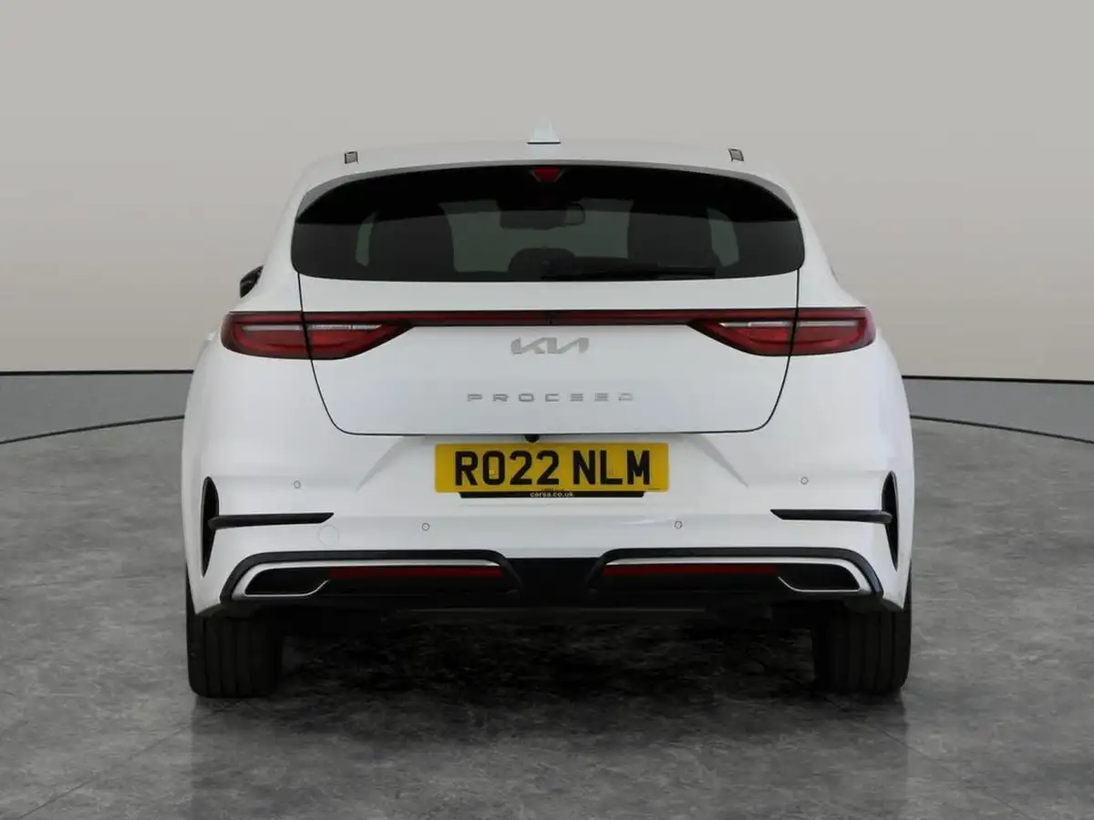 2022-kia-pro-ceed-15-t-gdi-gt-line-big-3
