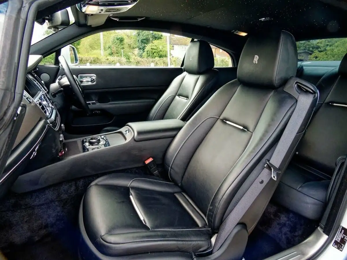 2016-rolls-royce-wraith-66-big-26
