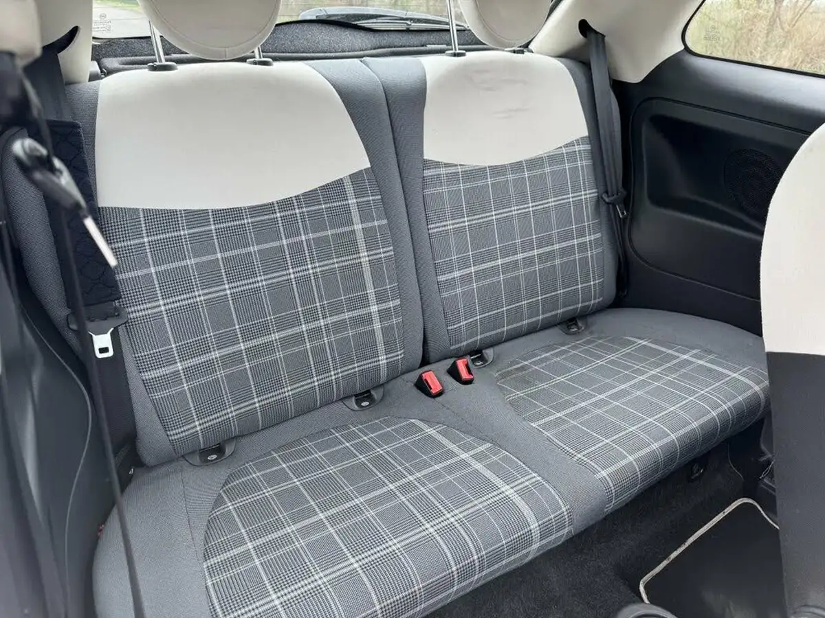 2020-fiat-500-10-lounge-big-12