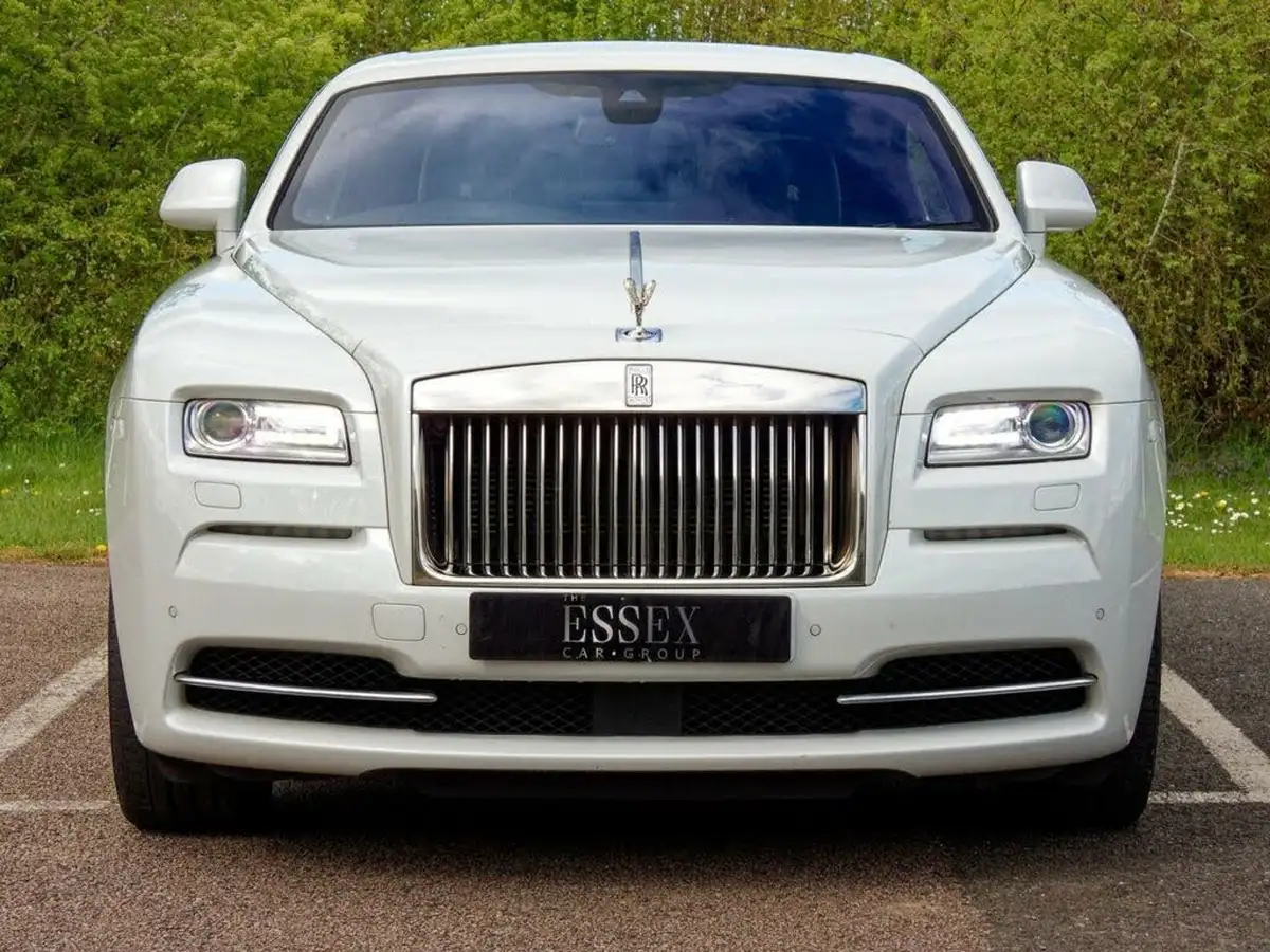 2016-rolls-royce-wraith-66-big-2