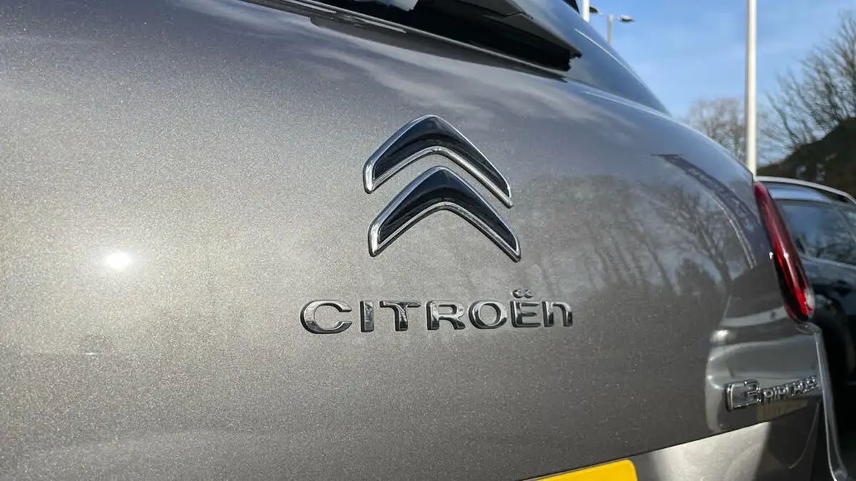 2023-citroen-c3-aircross-12-puretech-plus-110ps-big-25