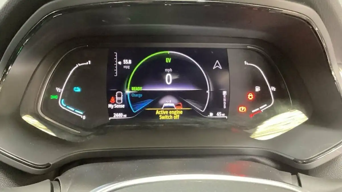 2024-renault-captur-16-techno-145ps-full-big-9