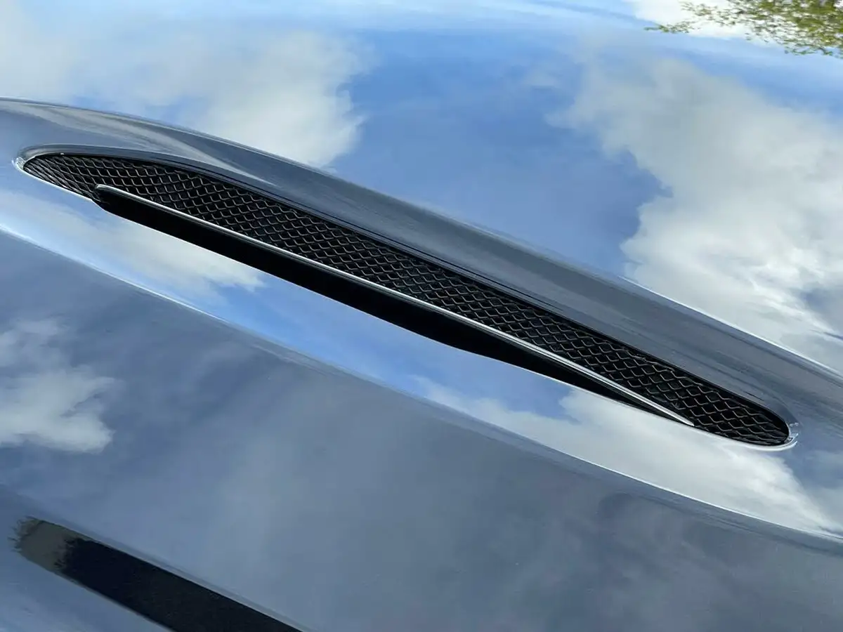 2024-aston-martin-dbx-40-v8-big-15