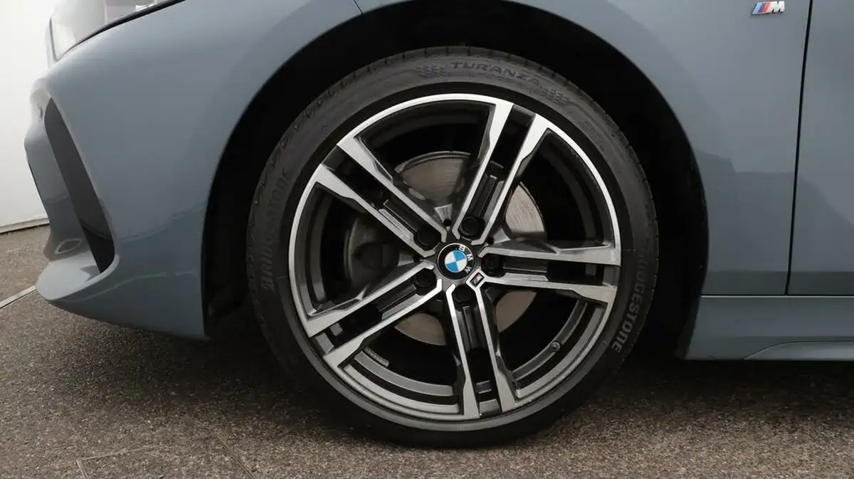 2022-bmw-1-series-15-118i-m-sport-lcp-dct-big-18