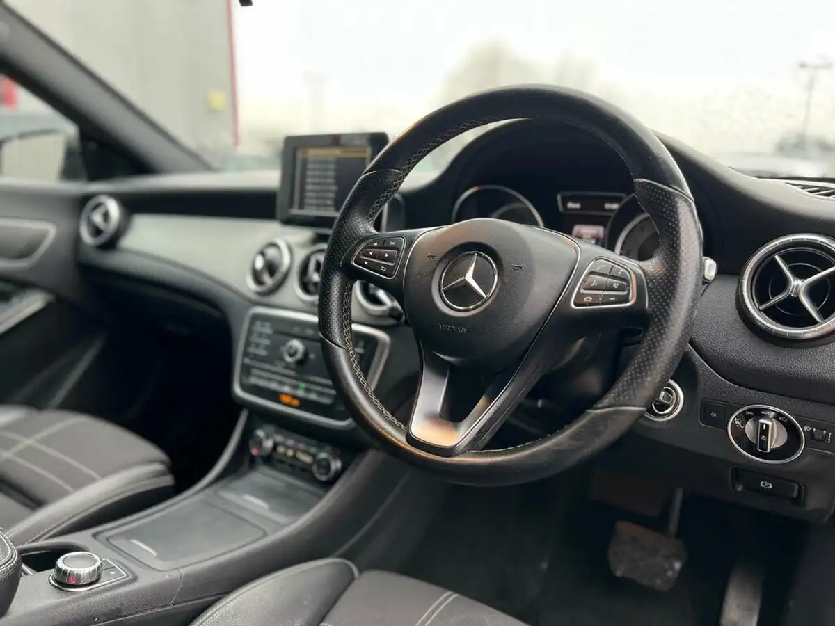 2016-mercedes-benz-cla-21d-cla-220-sport-ss-coupe-4d-big-16