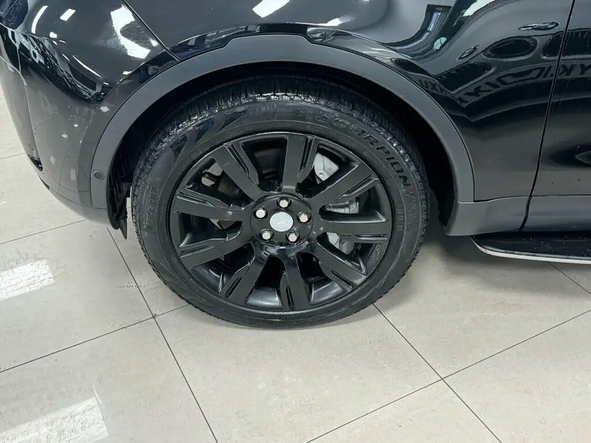 2019-land-rover-discovery-30-sd-v6-hse-luxury-big-76