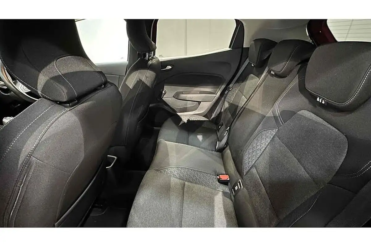 2020-renault-clio-10-sce-iconic-75bhp-big-18