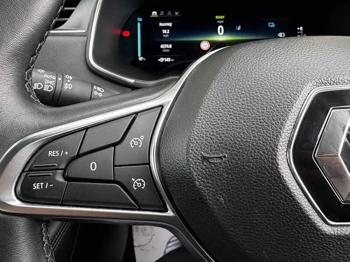 2022-renault-zoe-e-gt-line-big-40