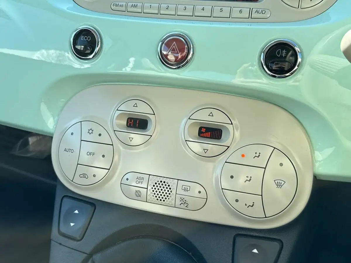 2015-fiat-500-09-lounge-85bhp-twinair-ss-big-17