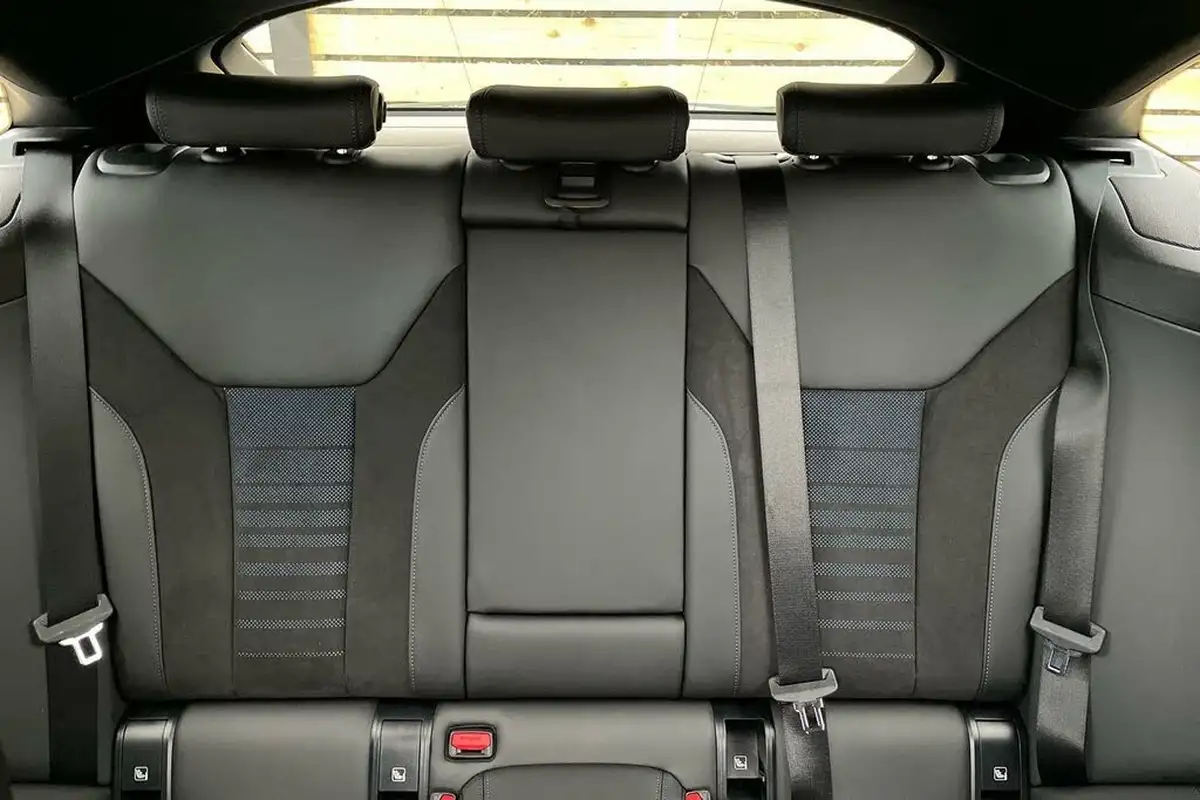 2024-bmw-i4-e-edrive40-m-sport-tech-pack-big-30