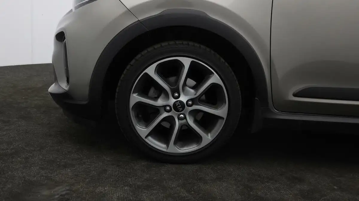 2020-kia-picanto-125-x-line-big-17