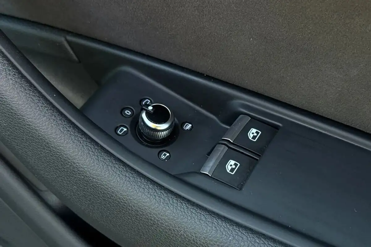 2021-audi-a5-20-35-tfsi-s-line-coupe-2d-big-27