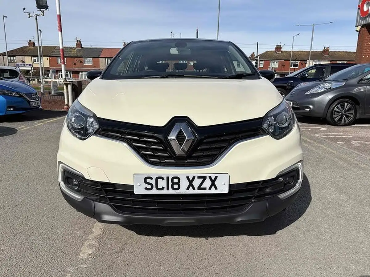 2018-renault-captur-09-tce-play-big-7