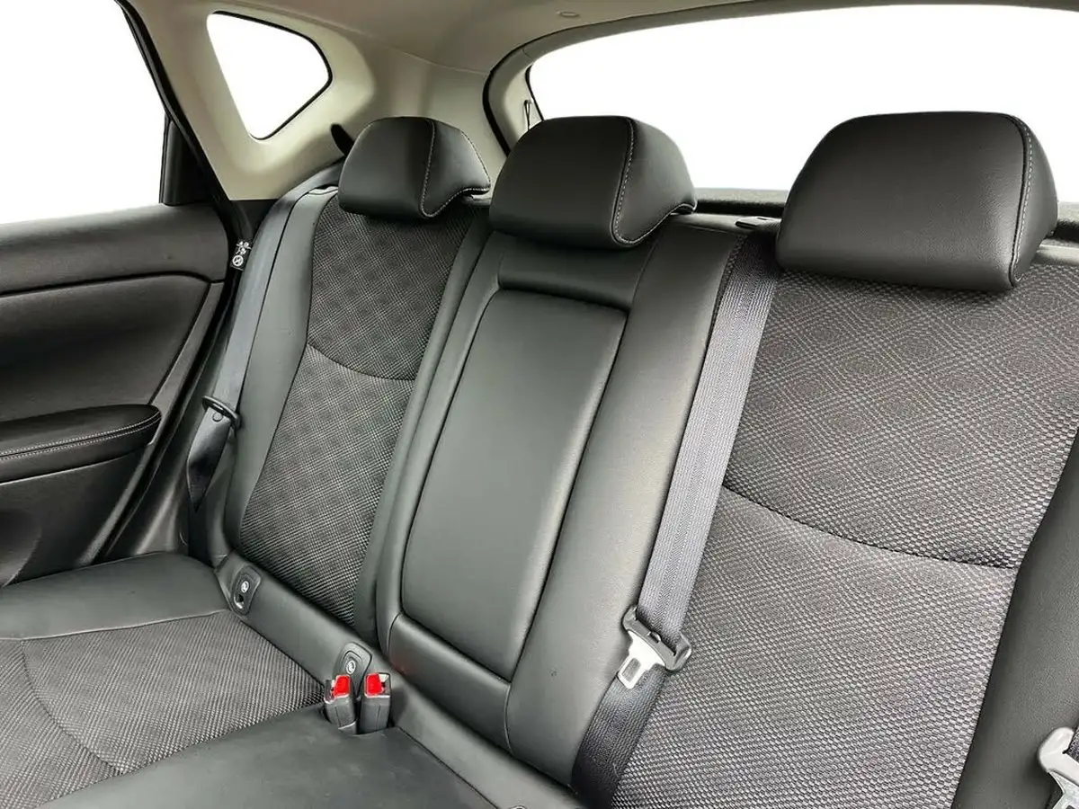 2017-nissan-pulsar-15dci-n-connecta-ss-big-8