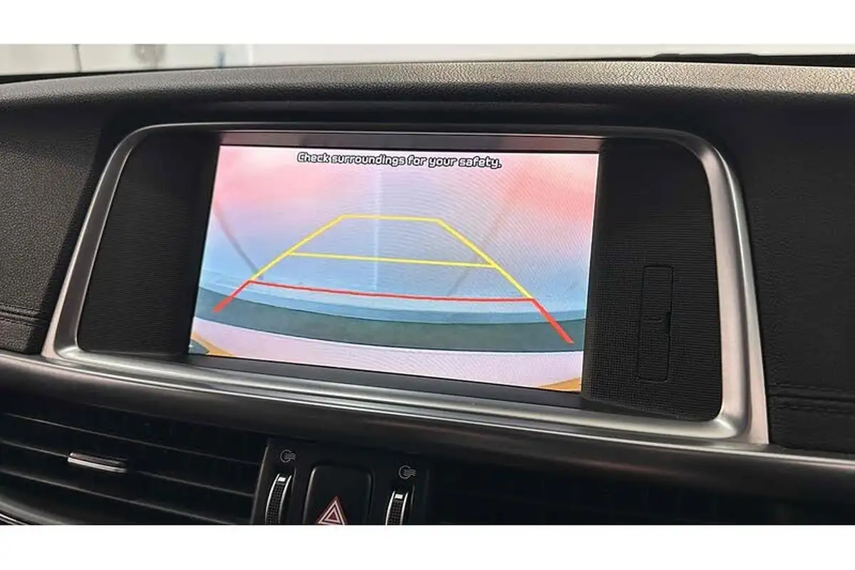 2018-kia-optima-17crdi-3-sportswagon-5d-dct-big-37