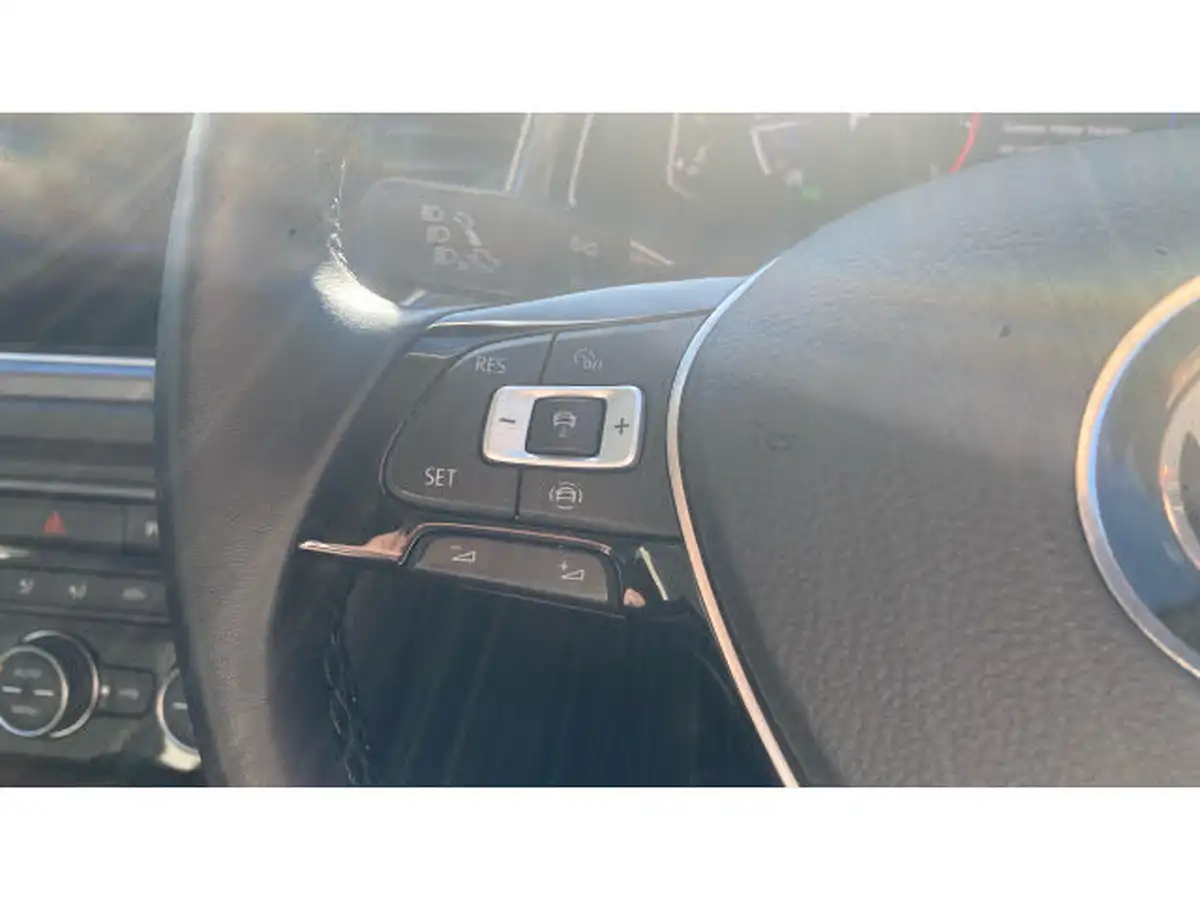 2021-volkswagen-t-roc-15-tsi-sel-dsg-big-16