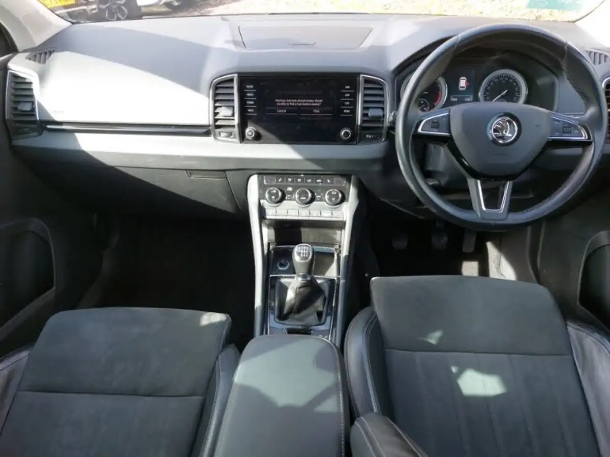 2019-skoda-karoq-16tdi-se-l-big-2