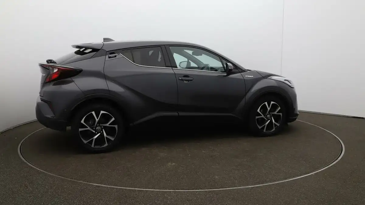 2020-toyota-c-hr-18-vvt-i-design-big-44
