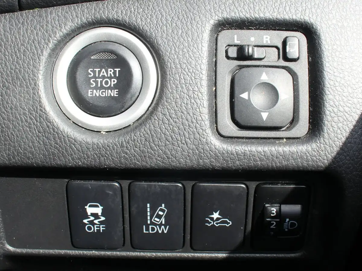2020-mitsubishi-l200-22di-d-barbarian-auto-big-23