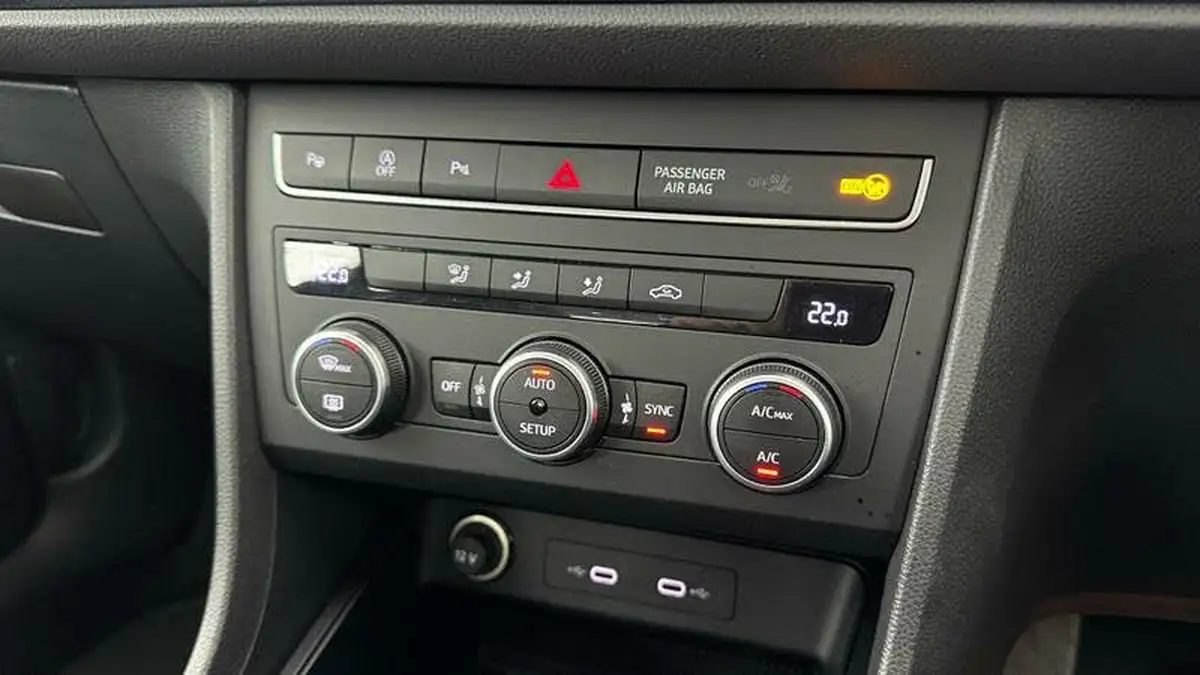 2024-seat-ateca-15-ecotsi-se-technology-dsg-big-24