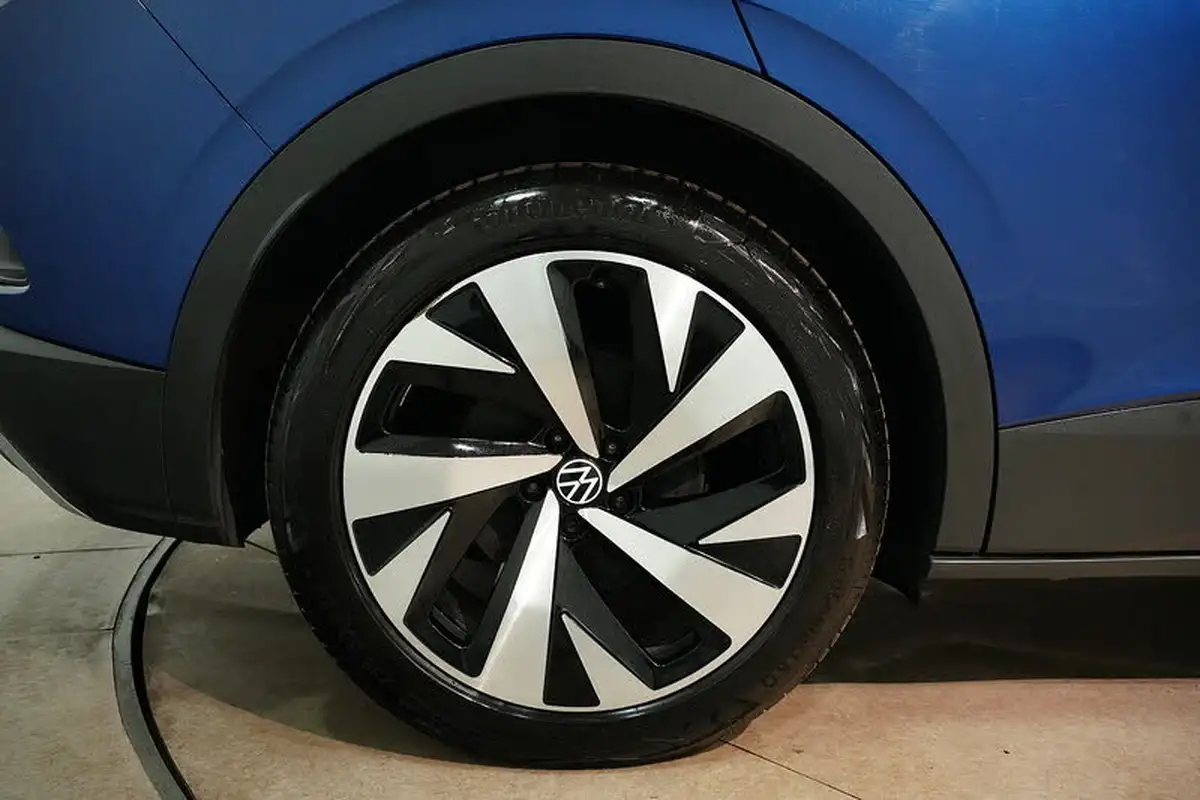 2023-volkswagen-id4-e-style-edition-204ps-77kwh-pro-performance-big-10
