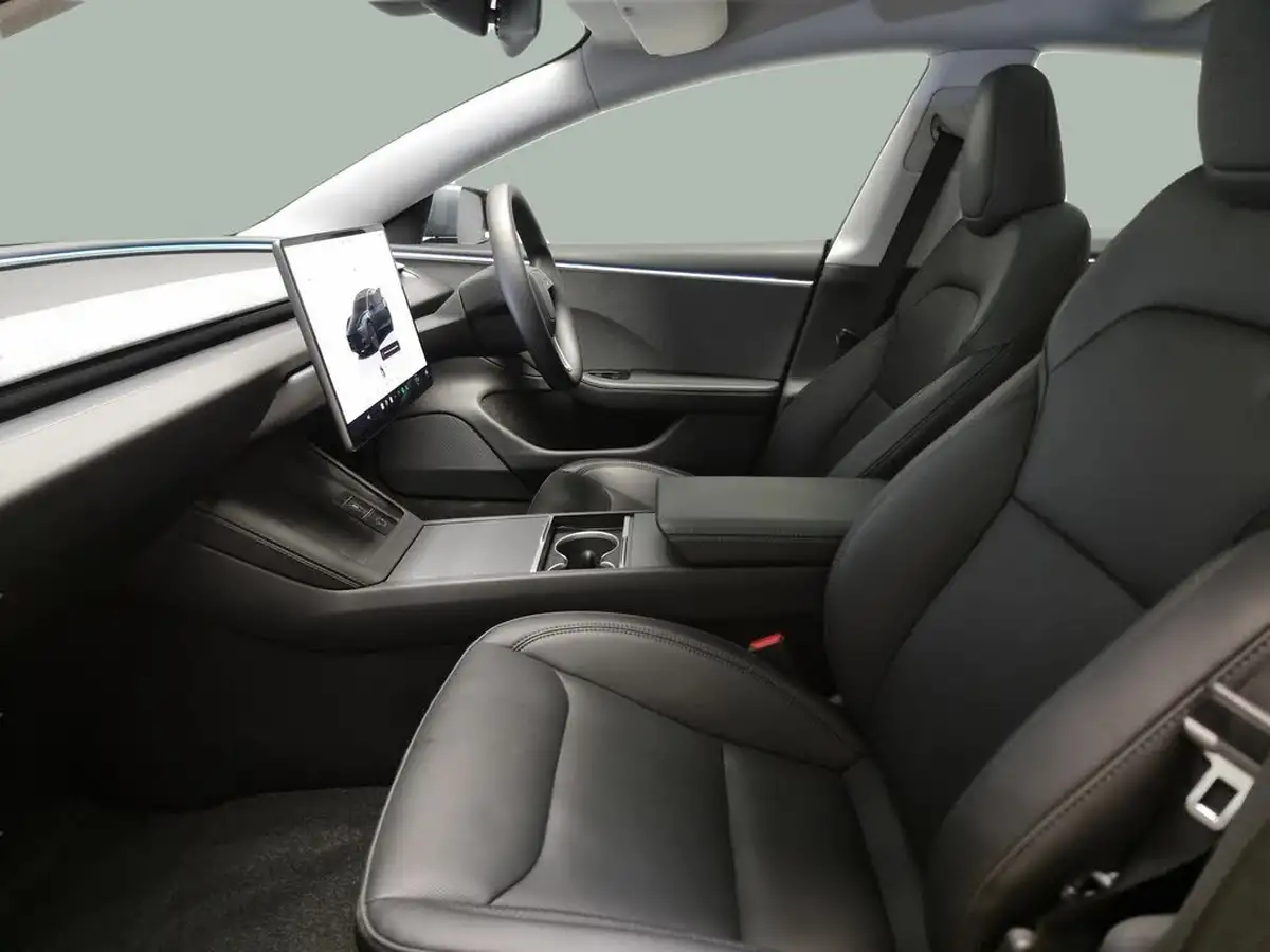 2024-tesla-model-3-e-rwd-big-3
