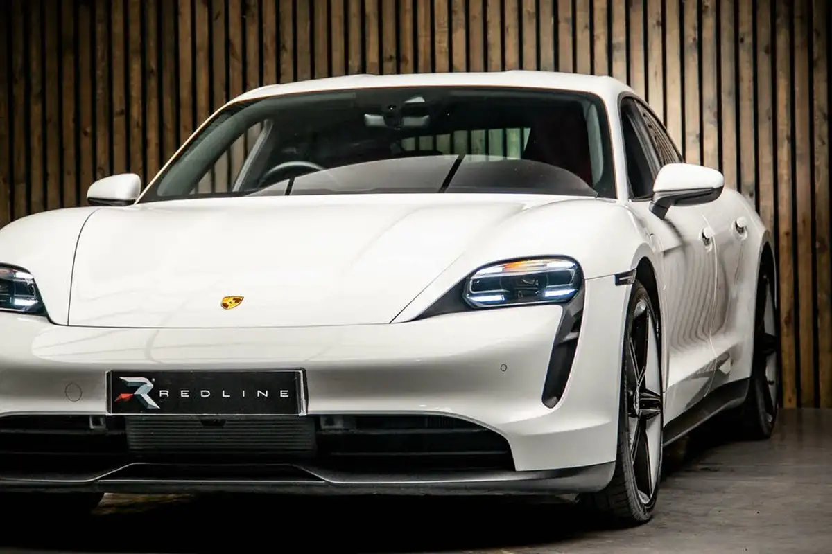 2021-porsche-taycan-e-4s-530ps-big-11