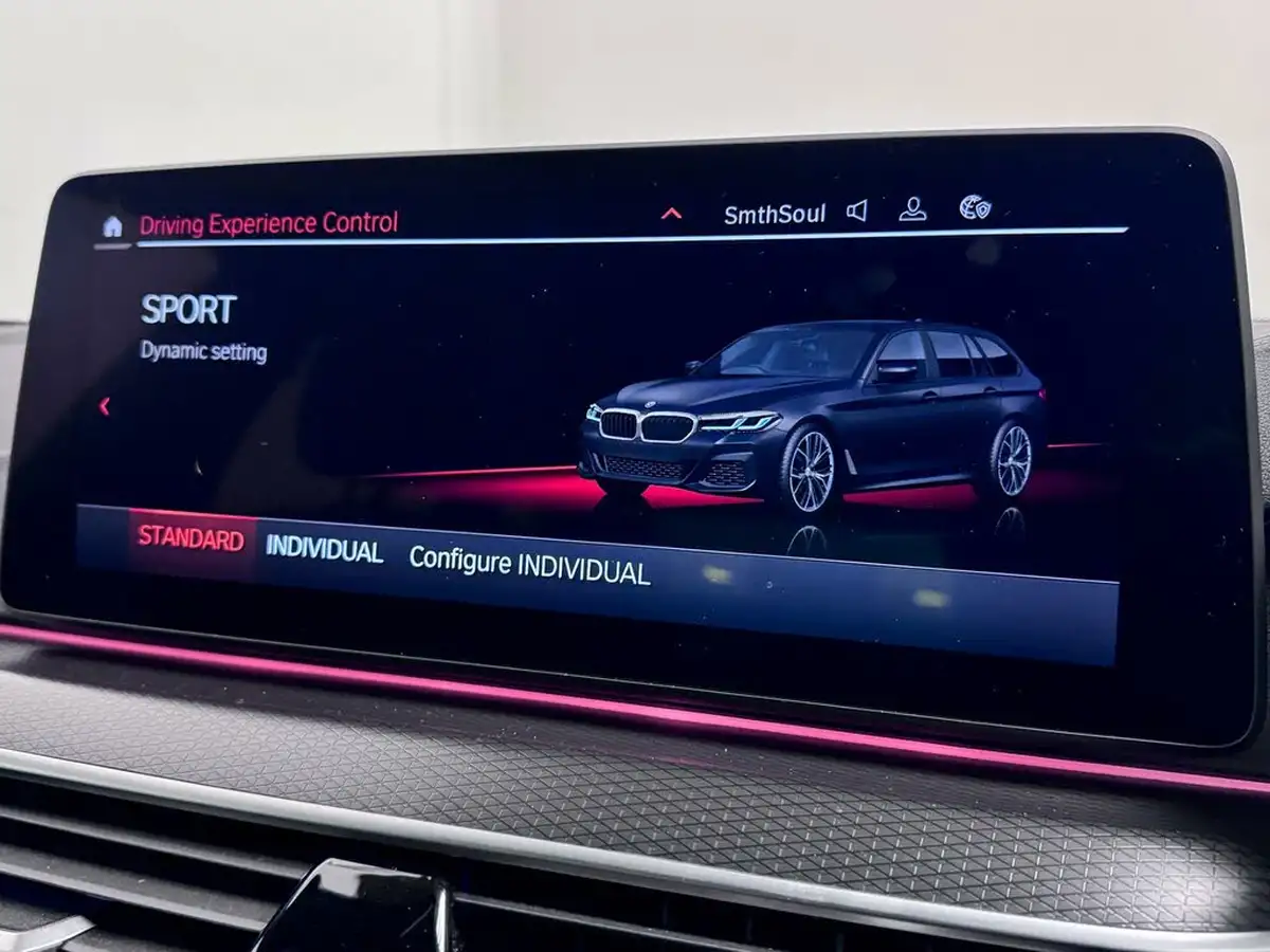 2022-bmw-5-series-20-520i-m-sport-mht-touring-5d-big-45